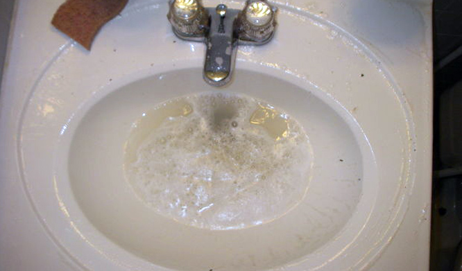 Odgušenje lavaboa-Hitne intervencije u kupatilu